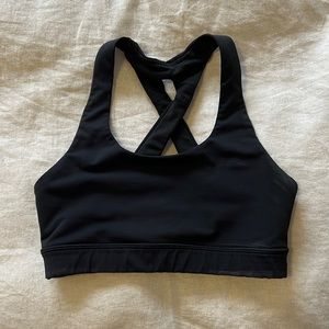 Lululemon criss cross sports bra size 2 Black